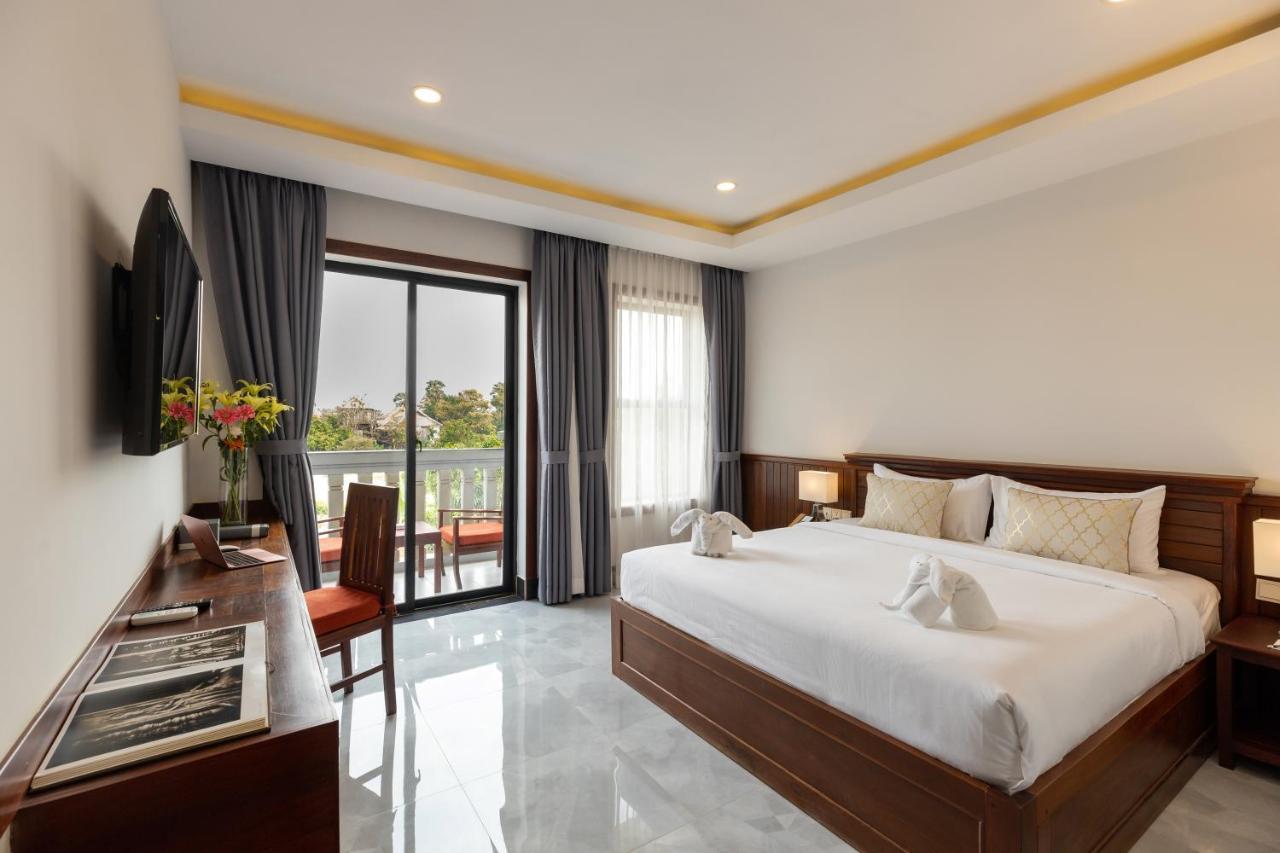 Blanc Smith Hotel Siem Reap Exterior photo