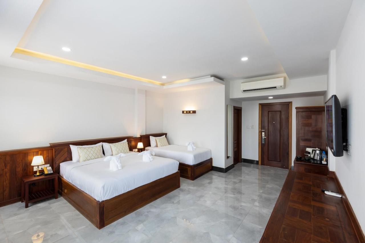 Blanc Smith Hotel Siem Reap Exterior photo